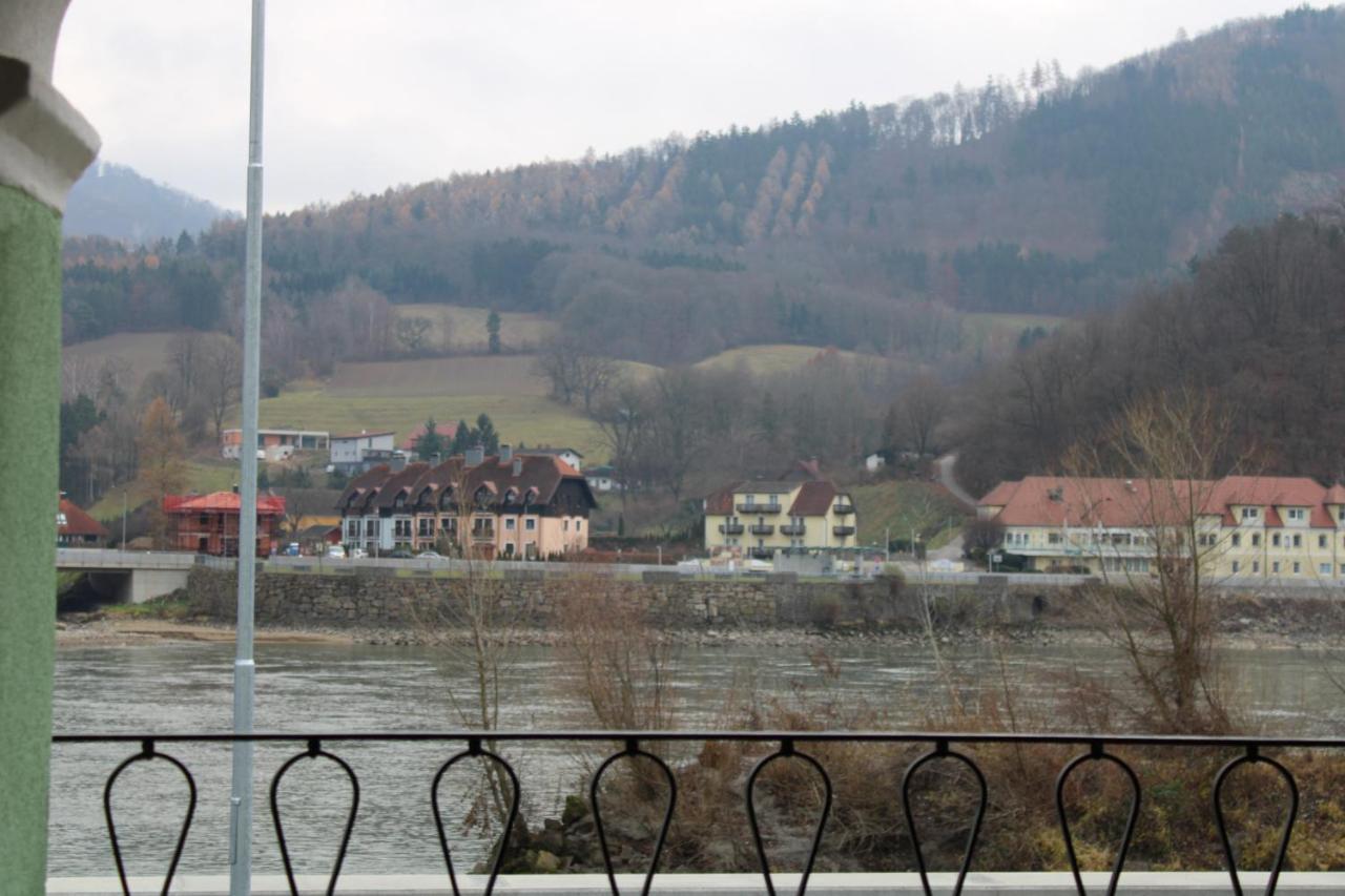 Ferienwohnung HAUS-DONAU in der Wachau Aggsbach Exterior foto